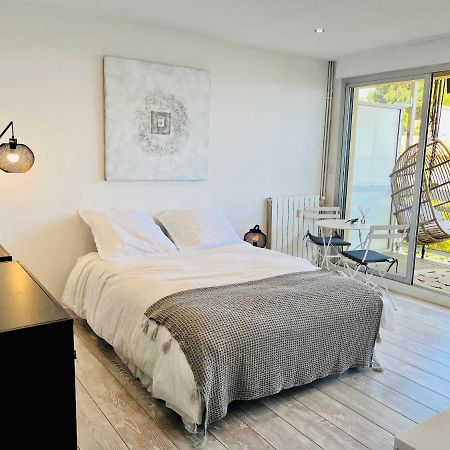 Charmant Studio Avec Terrasse Vue Mer A 50 M Sainte-Maxime Exterior foto